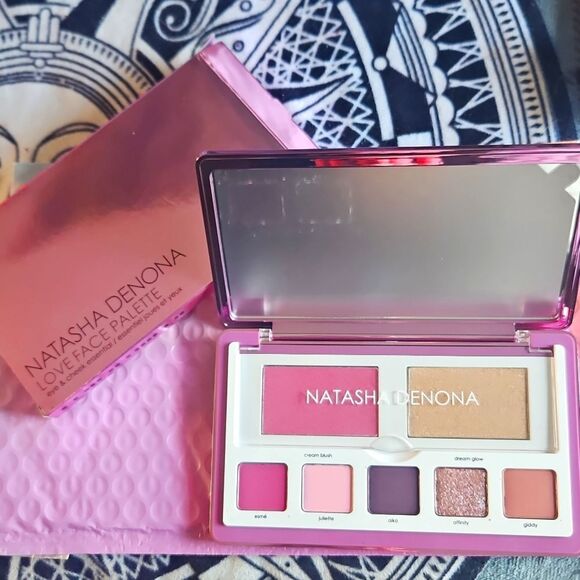 Natasha Denona LOVE FACE PALETTE Eye & Cheek Essential All In One NEW - Picture 2 of 7